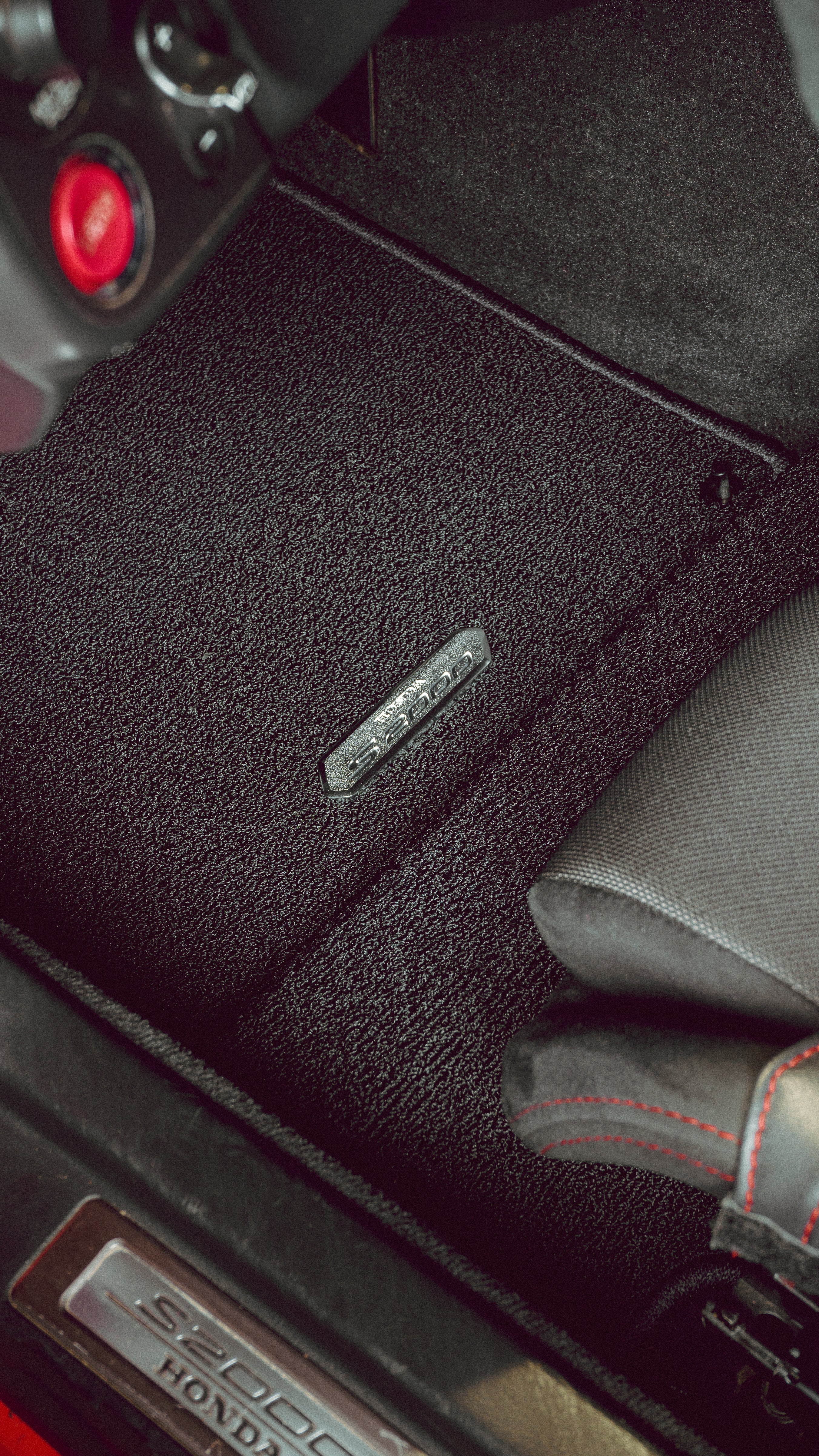 HONDA ACCESS S2000 PREMIUM FLOOR MATS - Image 10