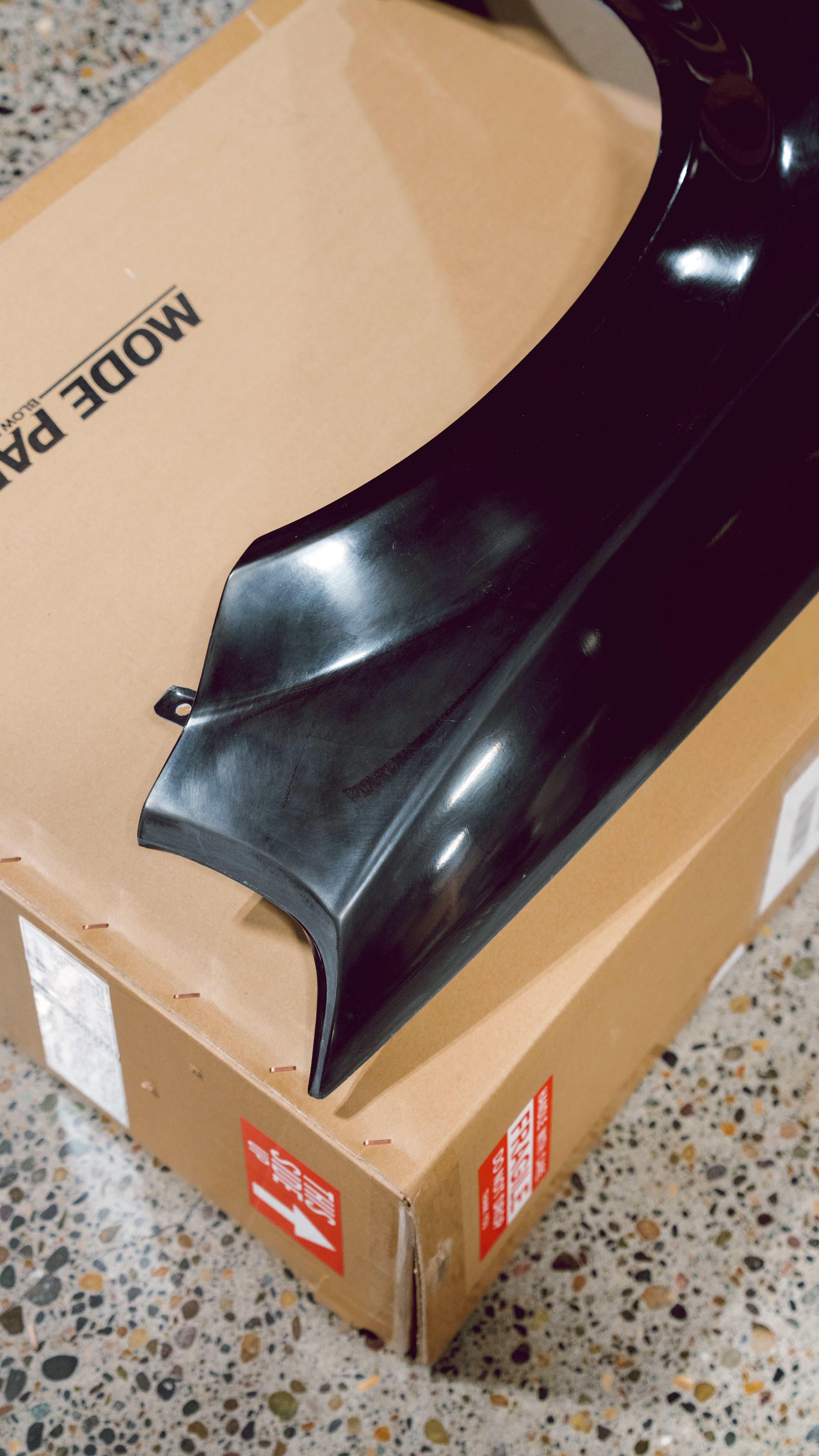 MODE PARFUME EK CIVIC 99-00 FRONT WIDE FENDER - Image 3