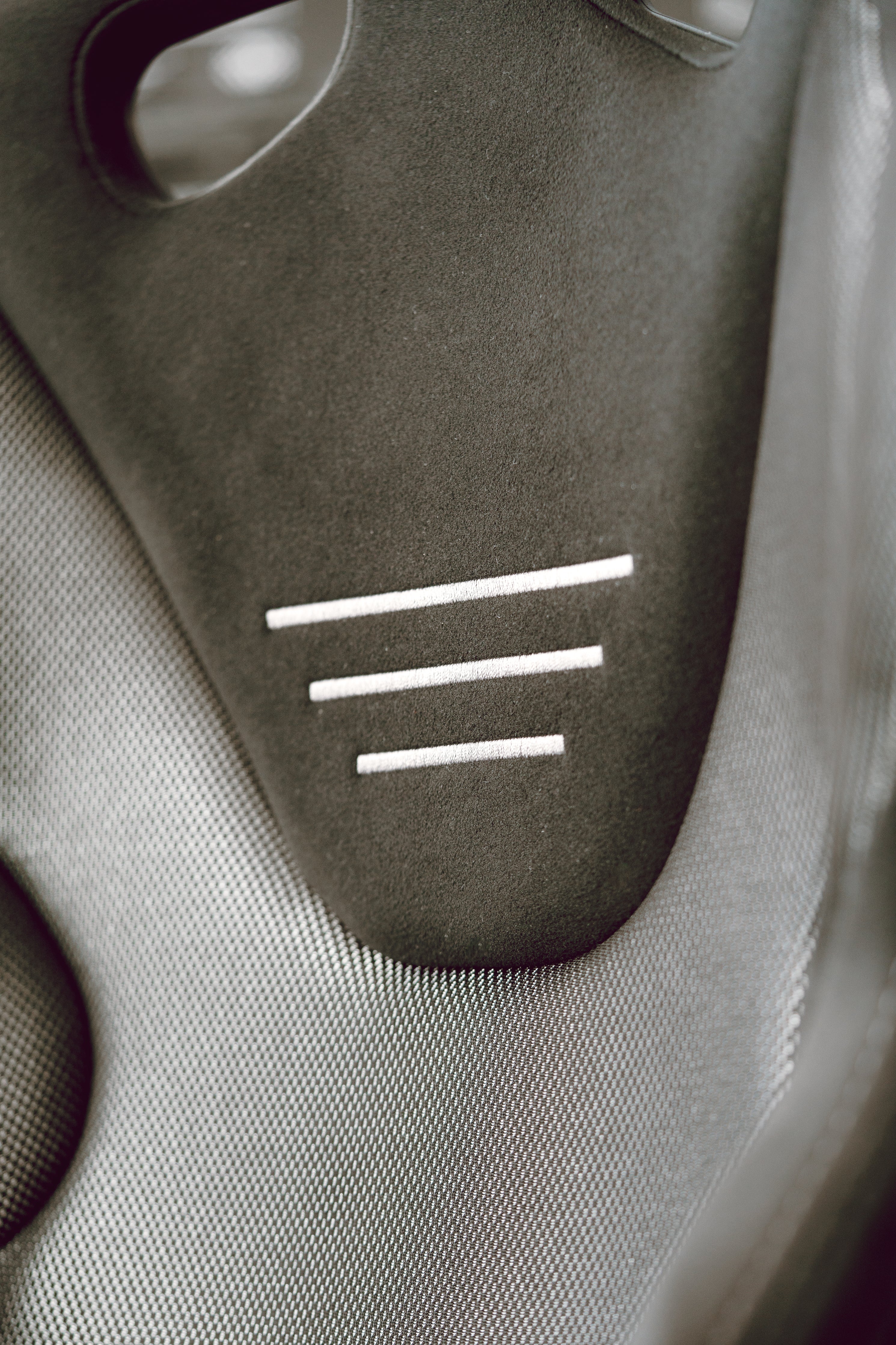 RECARO RS-G GK BUCKET SEAT - Image 4