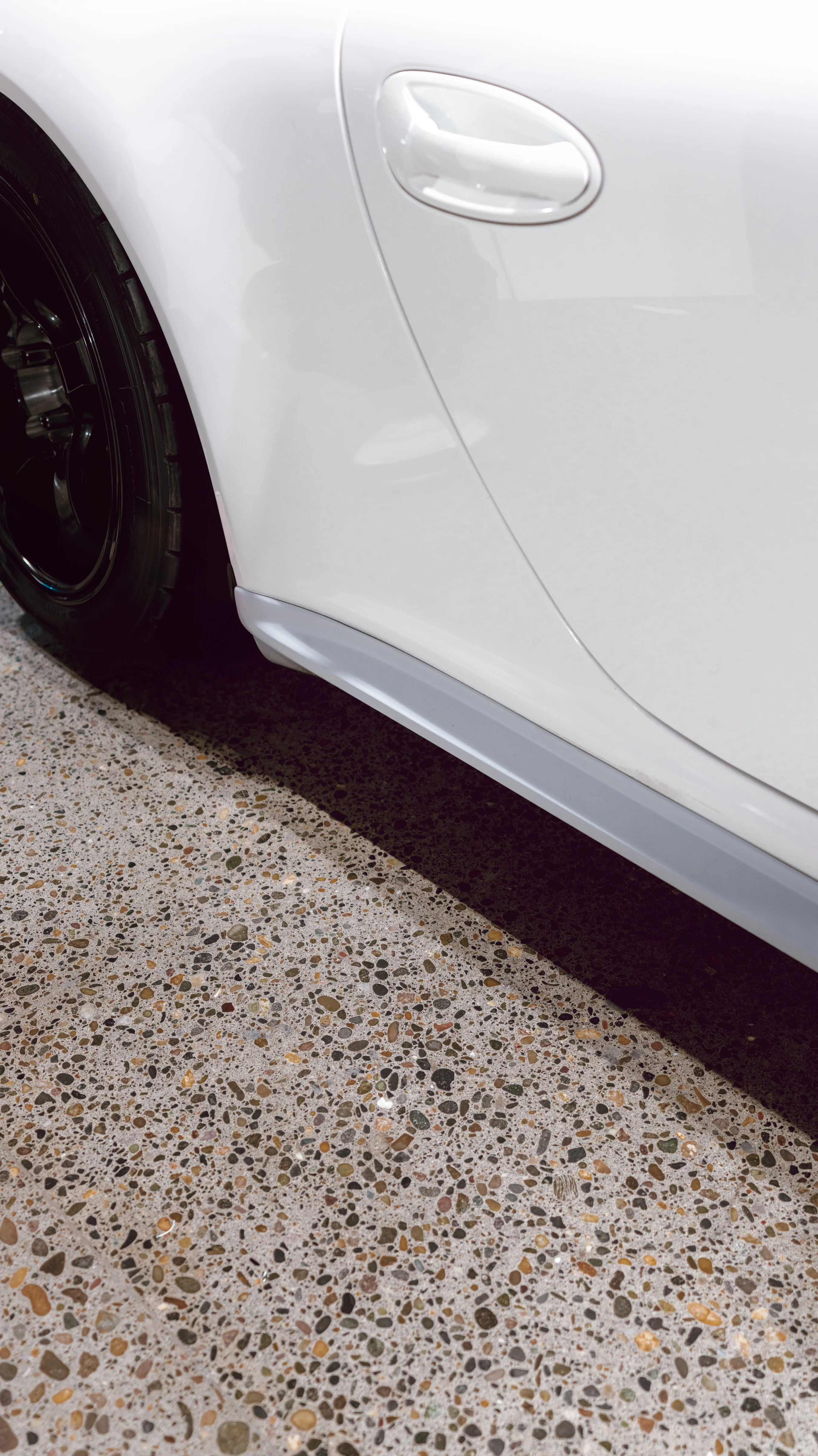 RENEGADE 997 SIDE SKIRTS - Image 3