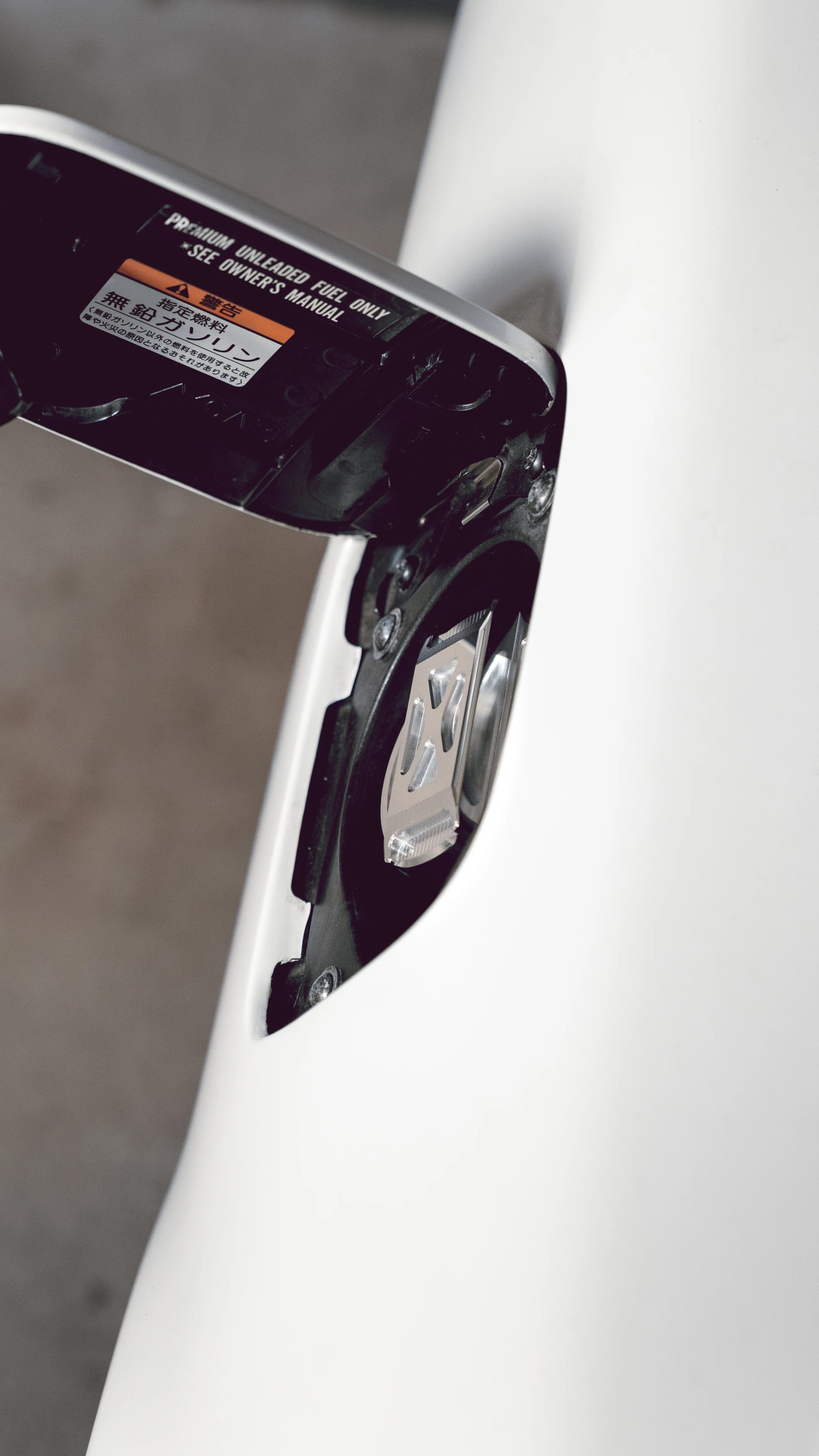 RENEGADE BILLET GAS CAP COVER - Image 4