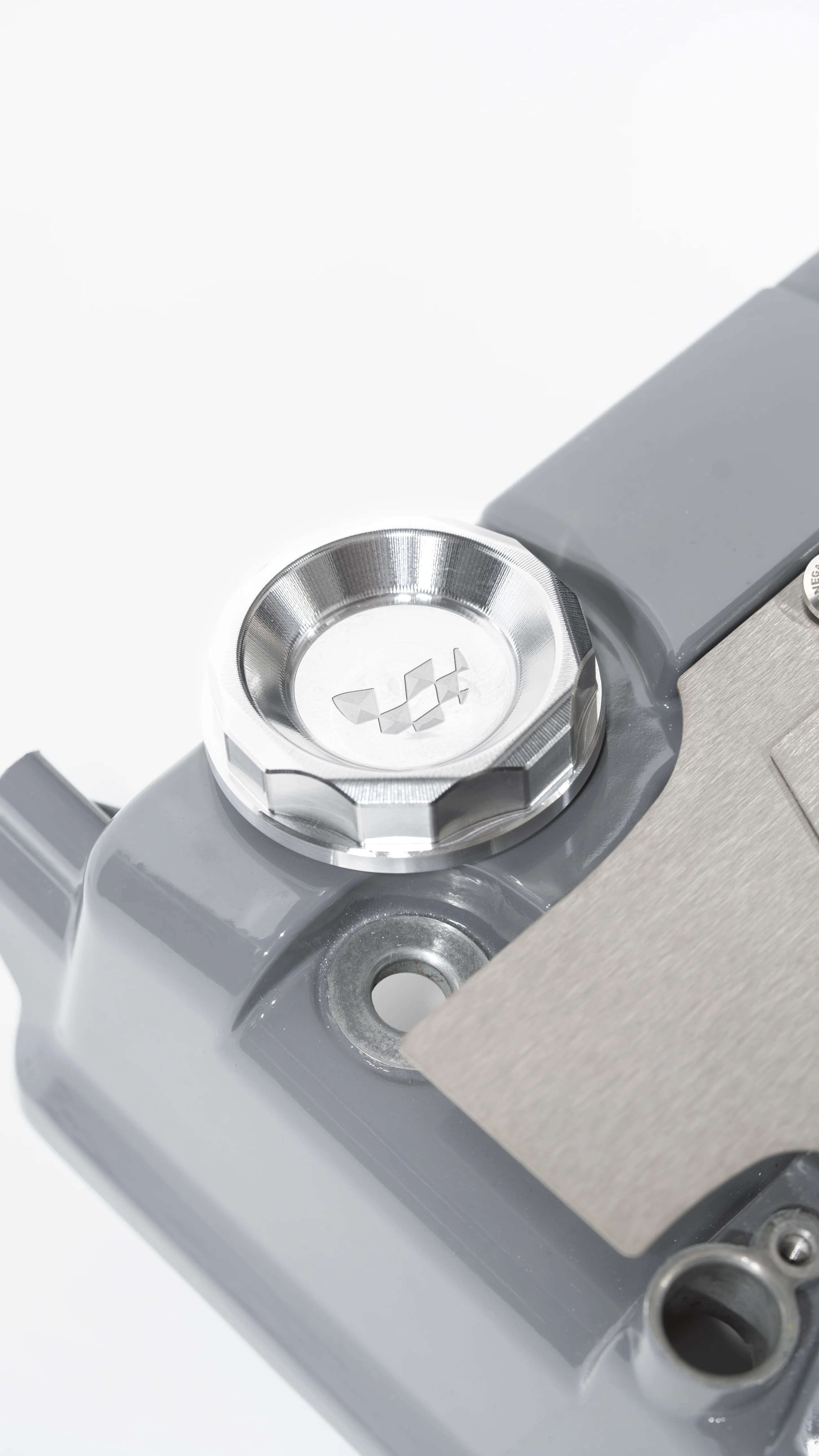 RENEGADE BILLET OIL CAP - Image 4