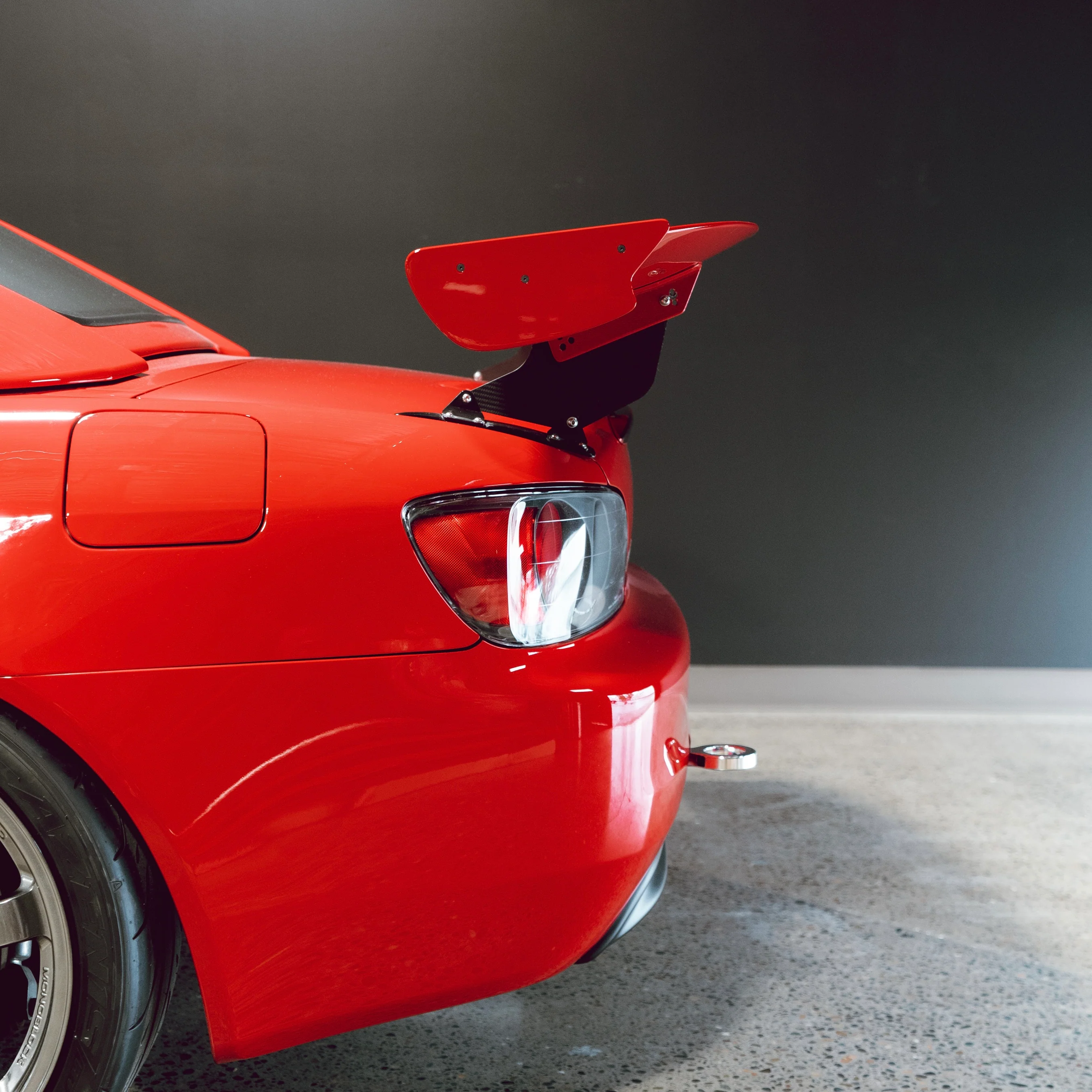 RENEGADE CARBON GT CUP WING STANDS