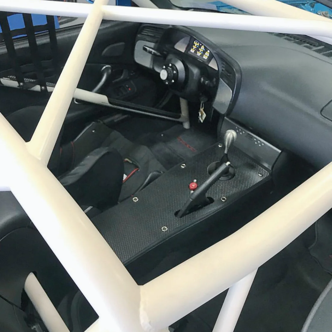 RENEGADE S2000 CARBON CONSOLE - Image 9