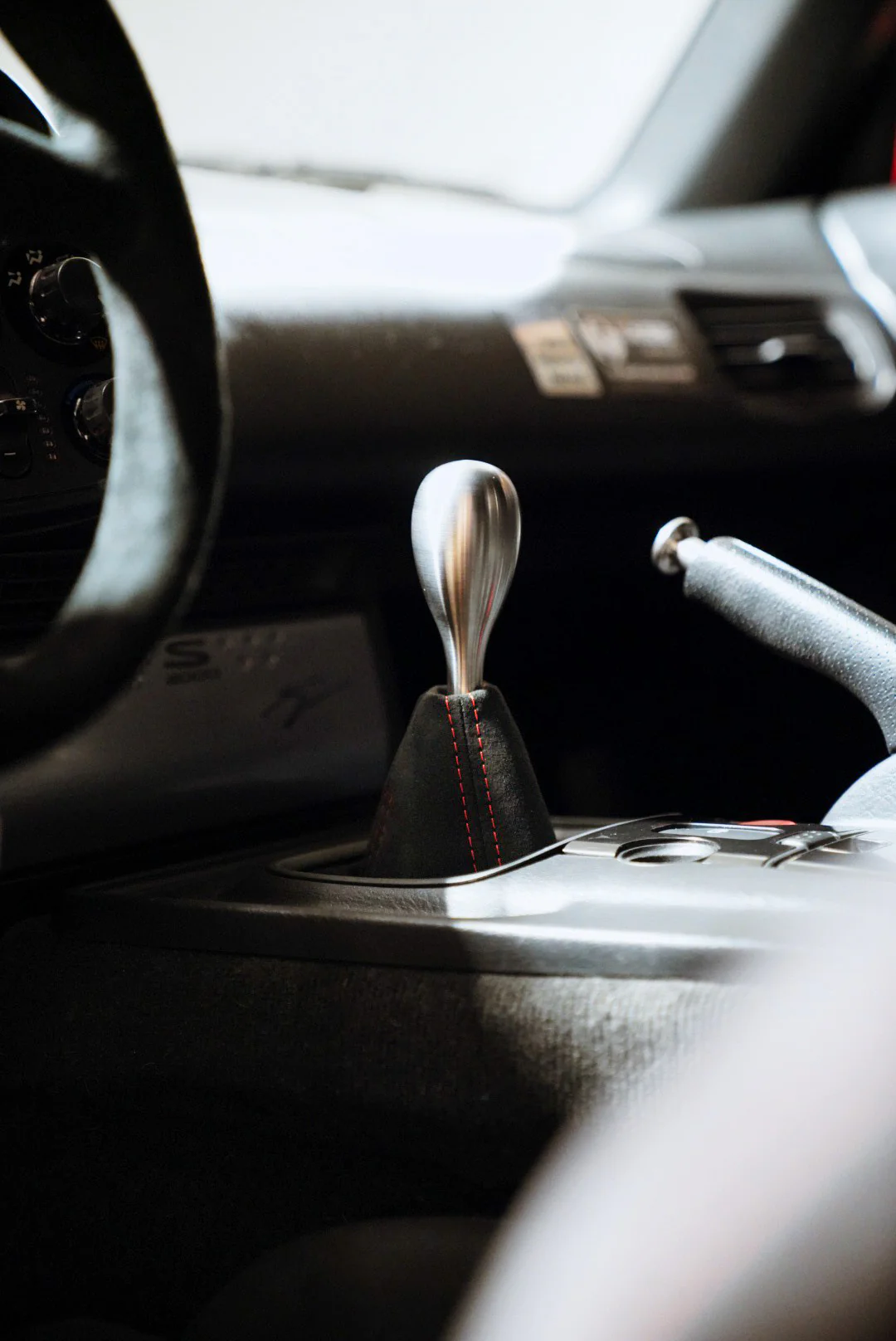 RENEGADE S2000 ALCANTARA SHIFT BOOT - Image 3
