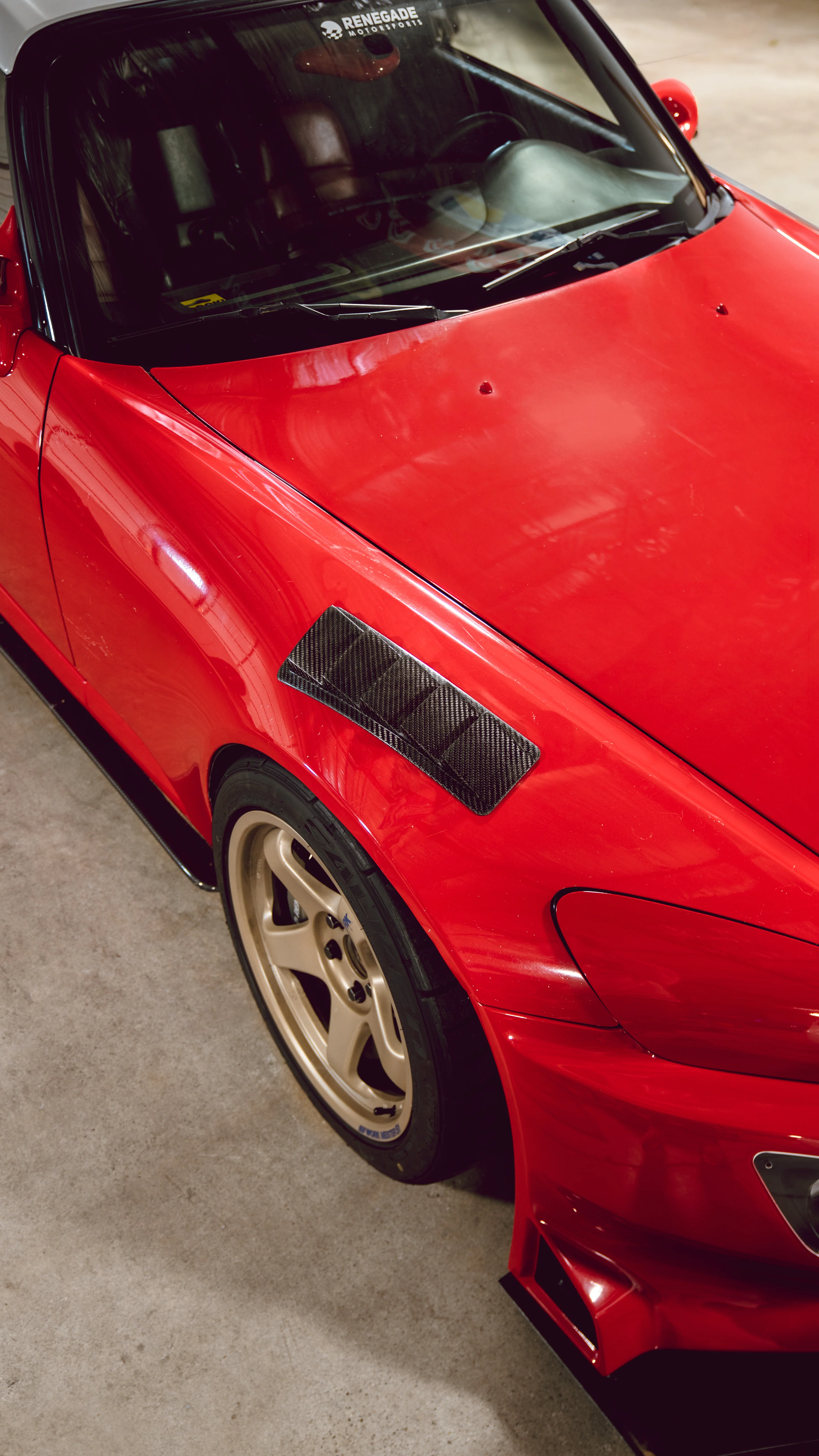 RENEGADE S2000 CARBON FENDER GURNEY AND VENT - Image 6