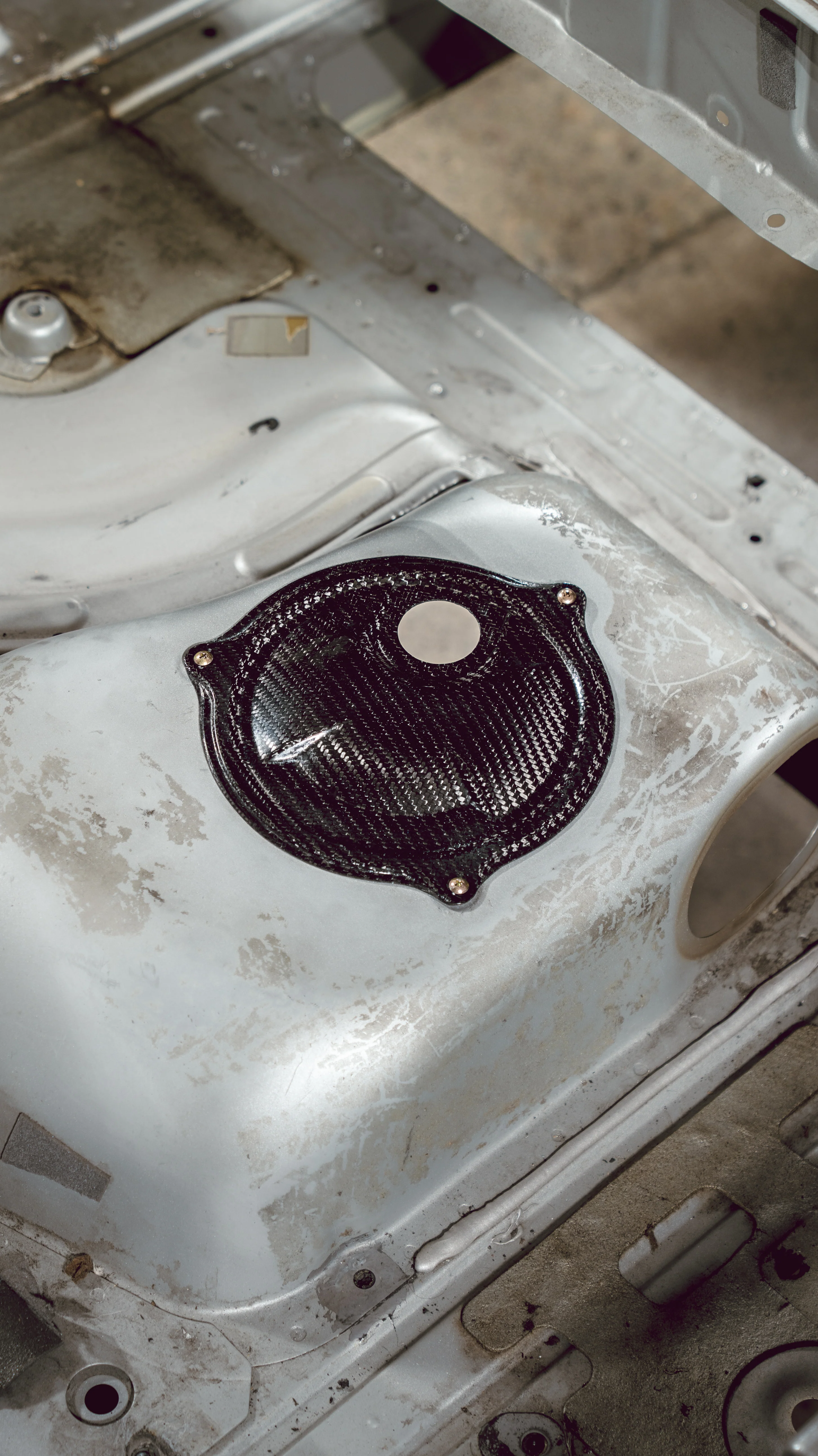 RENEGADE S2000 CARBON FUEL PUMP COVER - Image 3