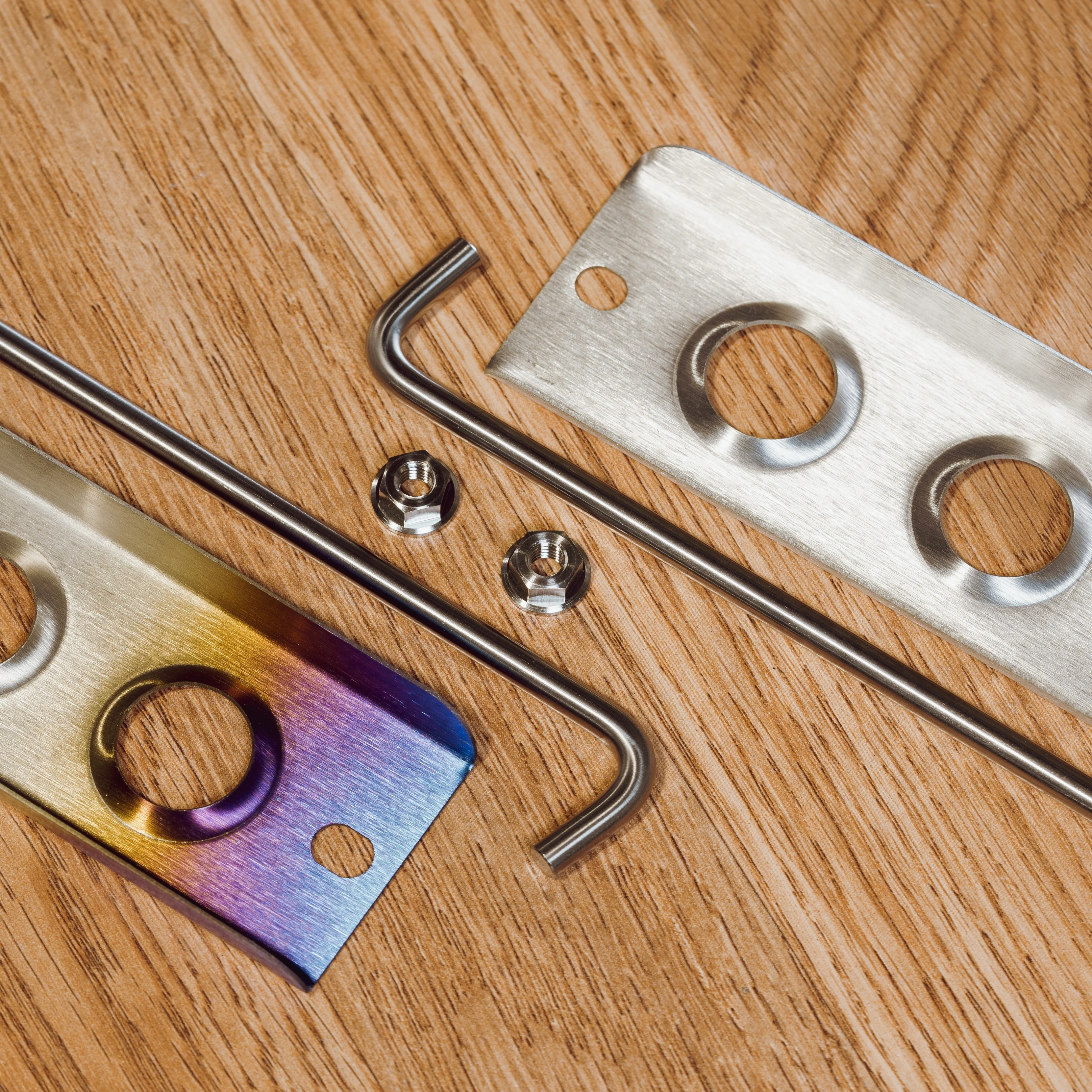 RENEGADE TI J-HOOK BATTERY HOLDS